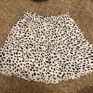 Basic Flowy skirt